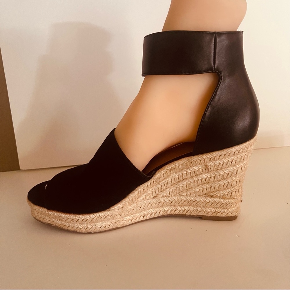Dolcetta Sandal Wedges Black Open Toe Platform